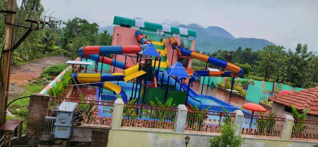 Siriki Resorts Srungavarapukota Bagian luar foto