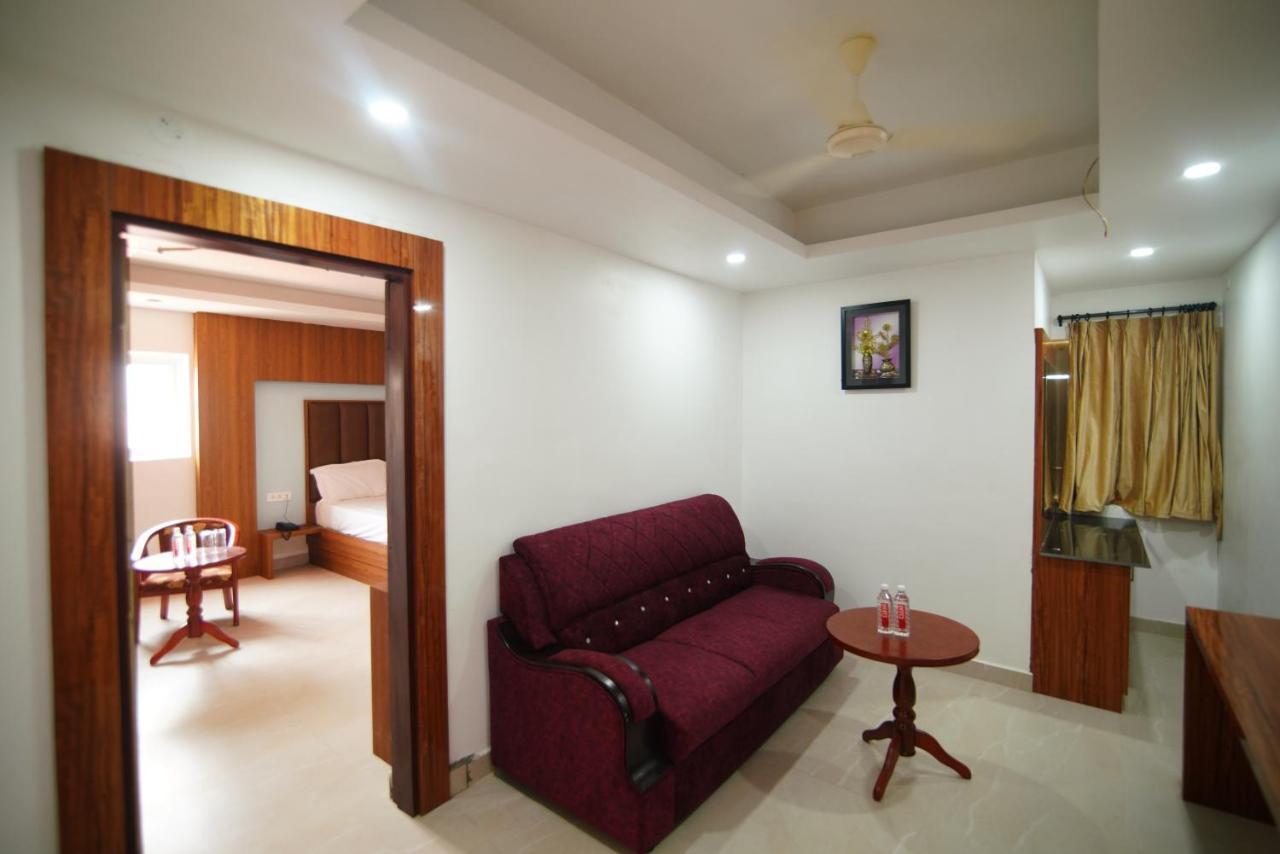 Siriki Resorts Srungavarapukota Bagian luar foto