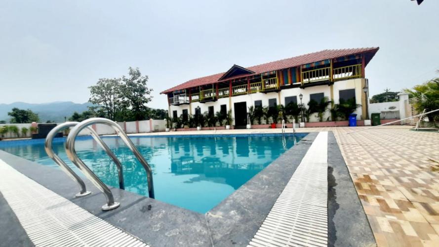 Siriki Resorts Srungavarapukota Bagian luar foto