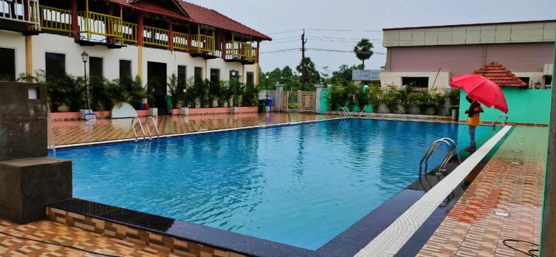 Siriki Resorts Srungavarapukota Bagian luar foto